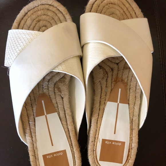Sandals - Picture 2 of 4